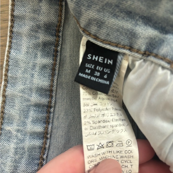 SHEIN Rhinestone Beaded Light Wash Denim Stretchy Jean Mini Shorts women’s 6 - Picture 3 of 4